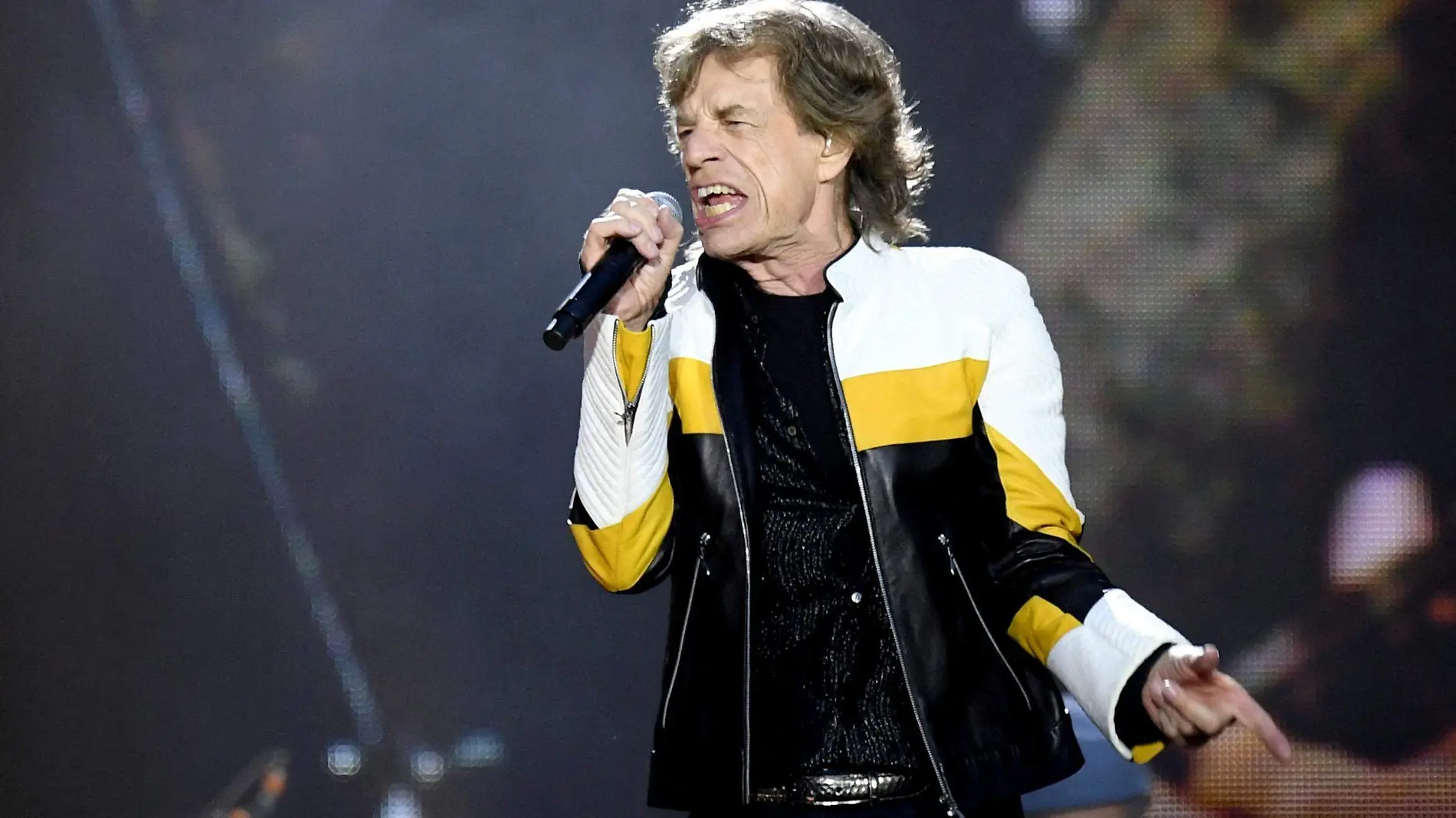 Mick Jagger da positivo a Covid